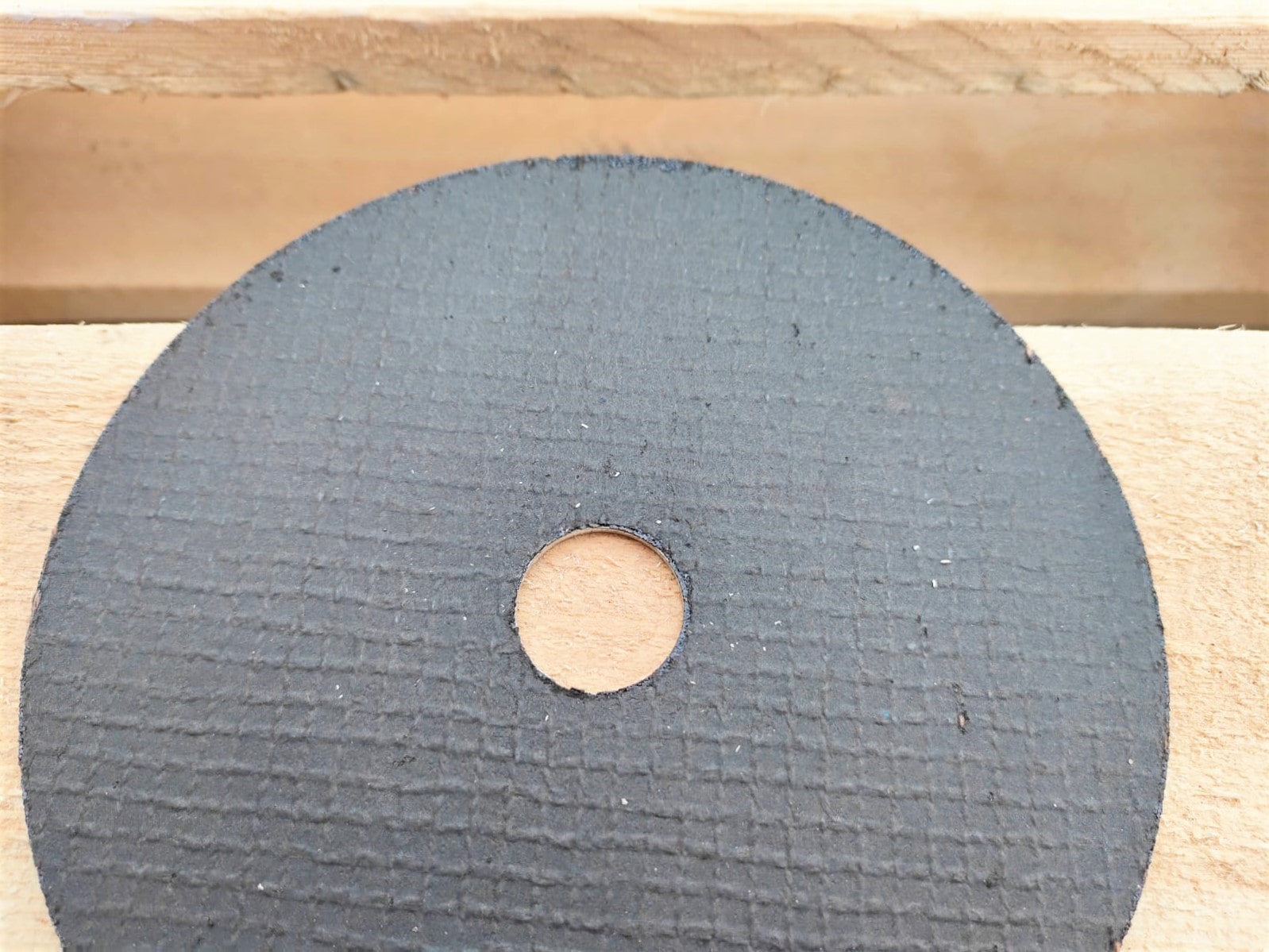 Круг (диск) отрезной по металлу для болгарки (УШМ) 150 х 2,5 х 22,2 мм PROFESSIONAL (1 шт)								