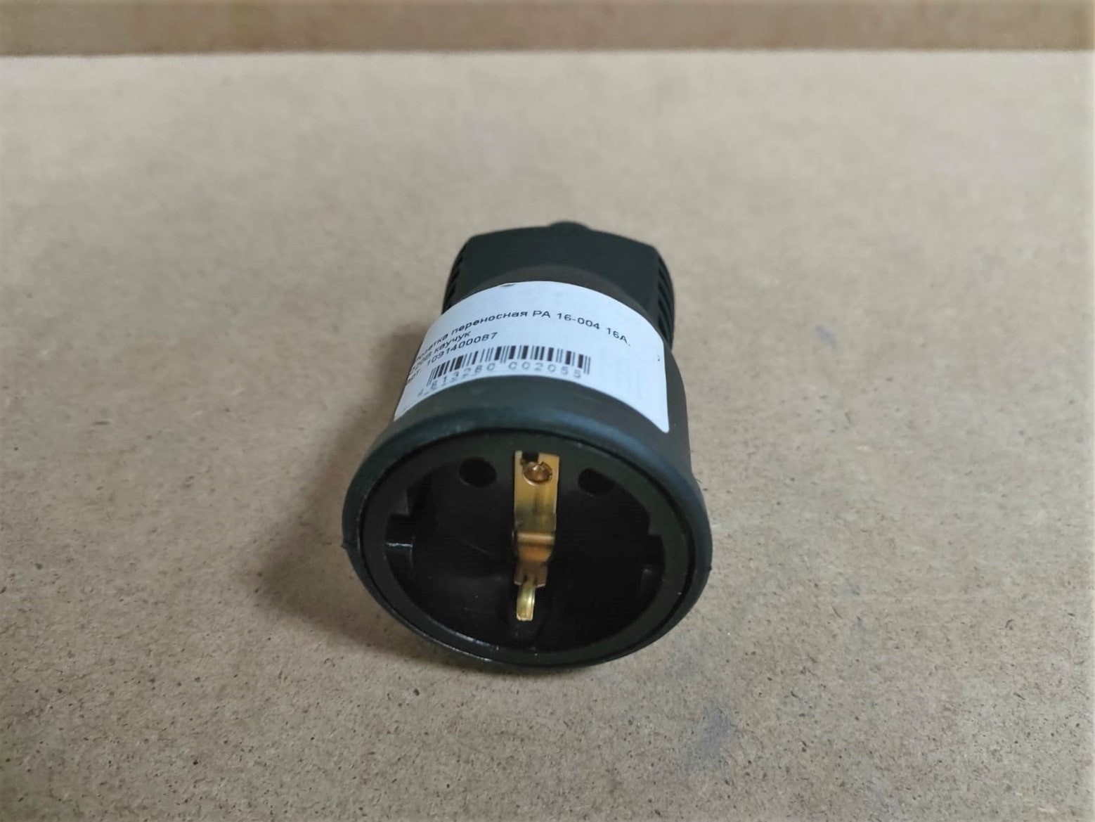 Розетка переносная РА 16-004 16А, 220В каучук PFT								
