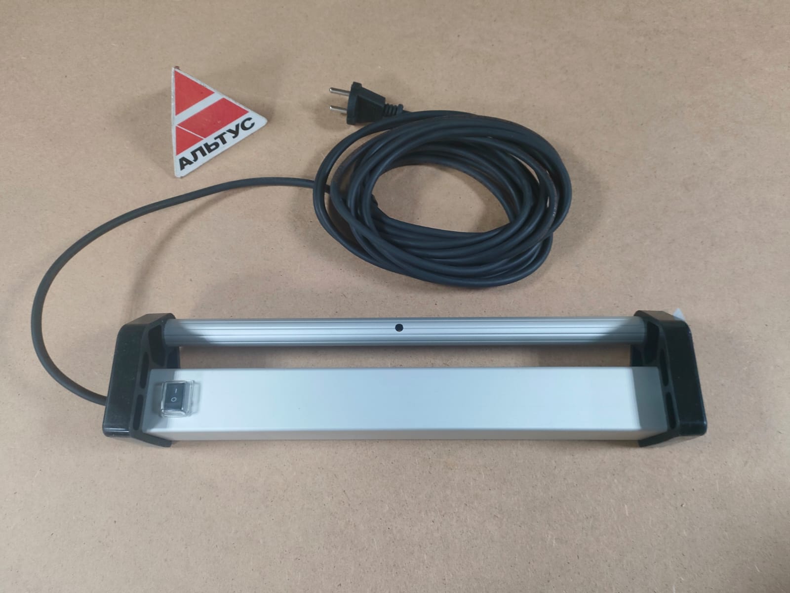Лампа покрасочного света LOSSEW Lamp C1								