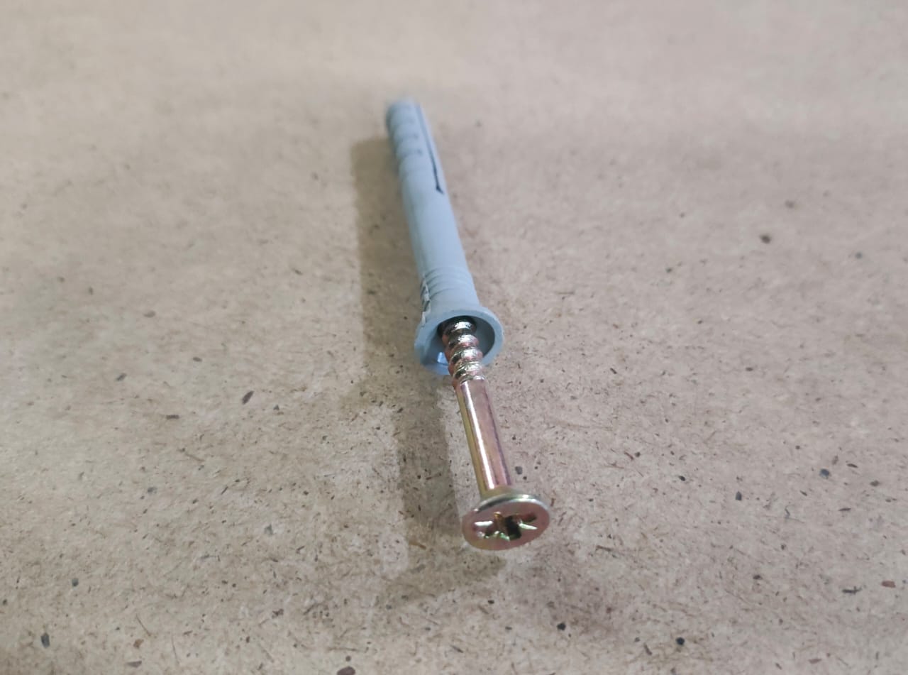 Дюбель с шурупом забивной KOELNER 8*60								