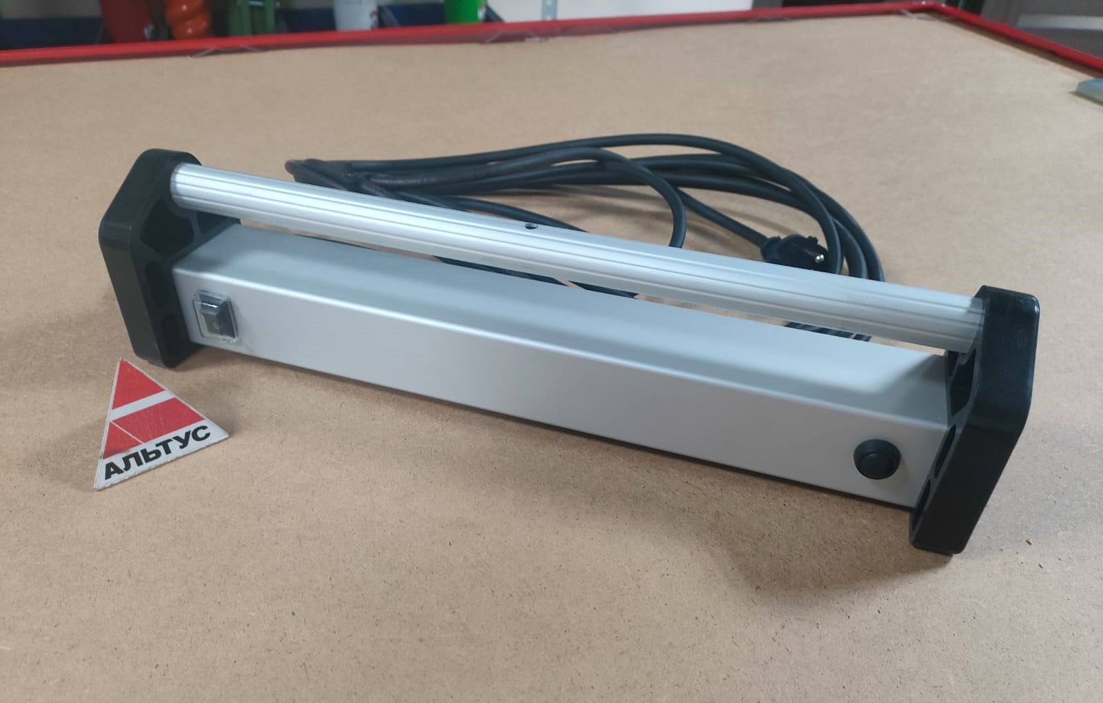 Лампа покрасочного света LOSSEW Lamp C1 PRO								