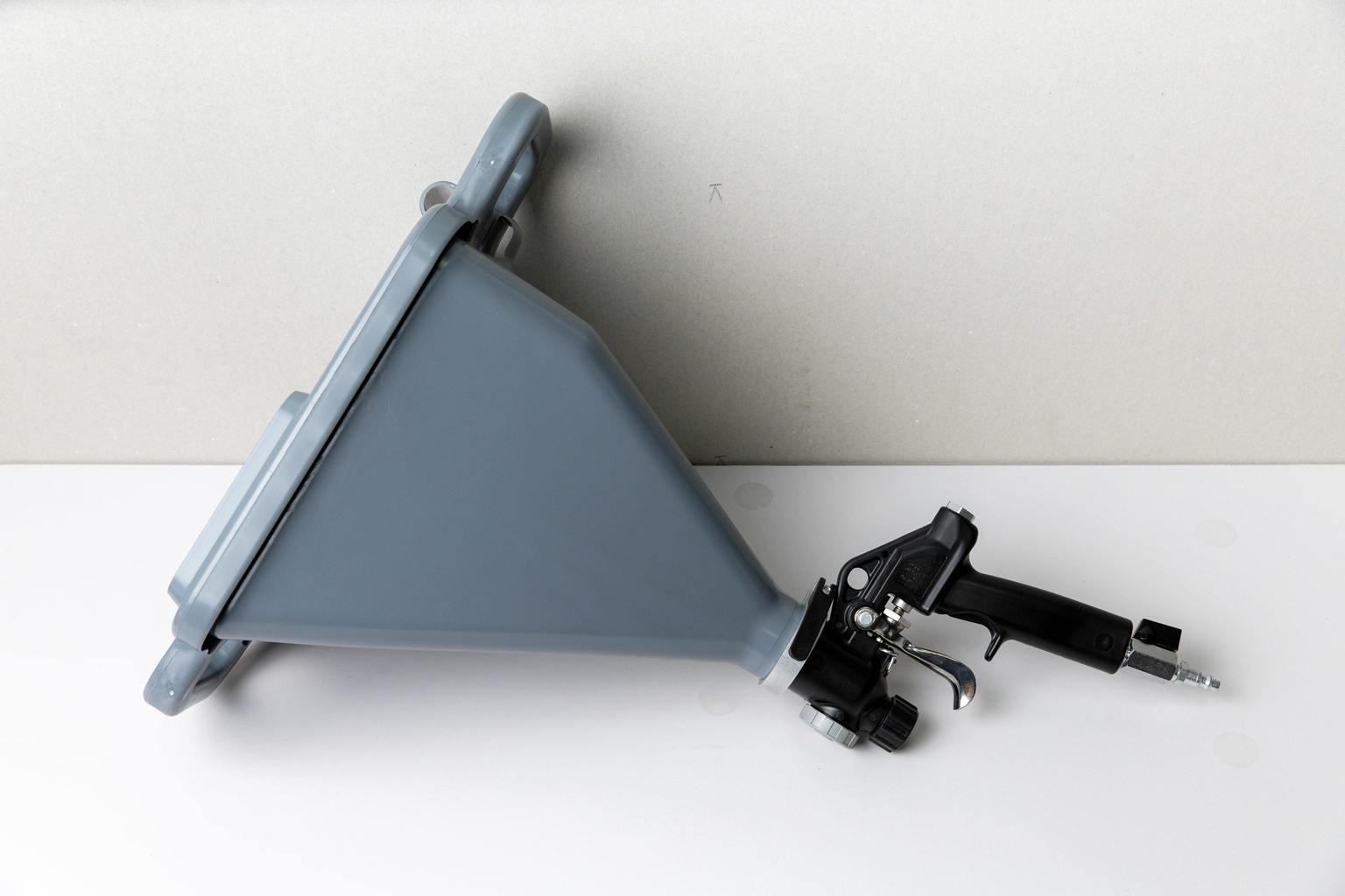 Картушный пистолет Graco Hopper Gun для нанесения штукатурки								