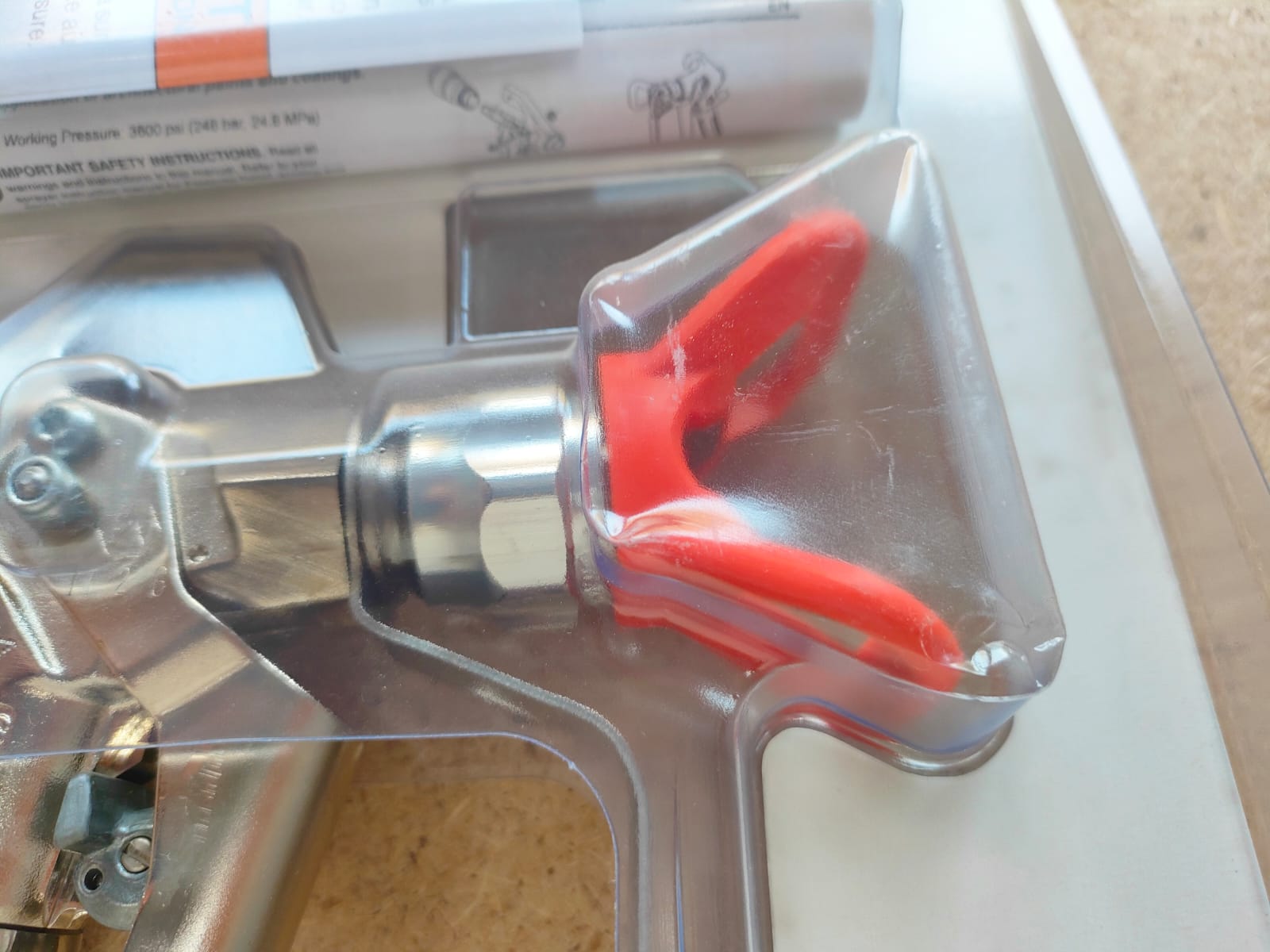 Безвоздушный пистолет-распылитель Graco Contractor-E, (краскопульт) для окраски