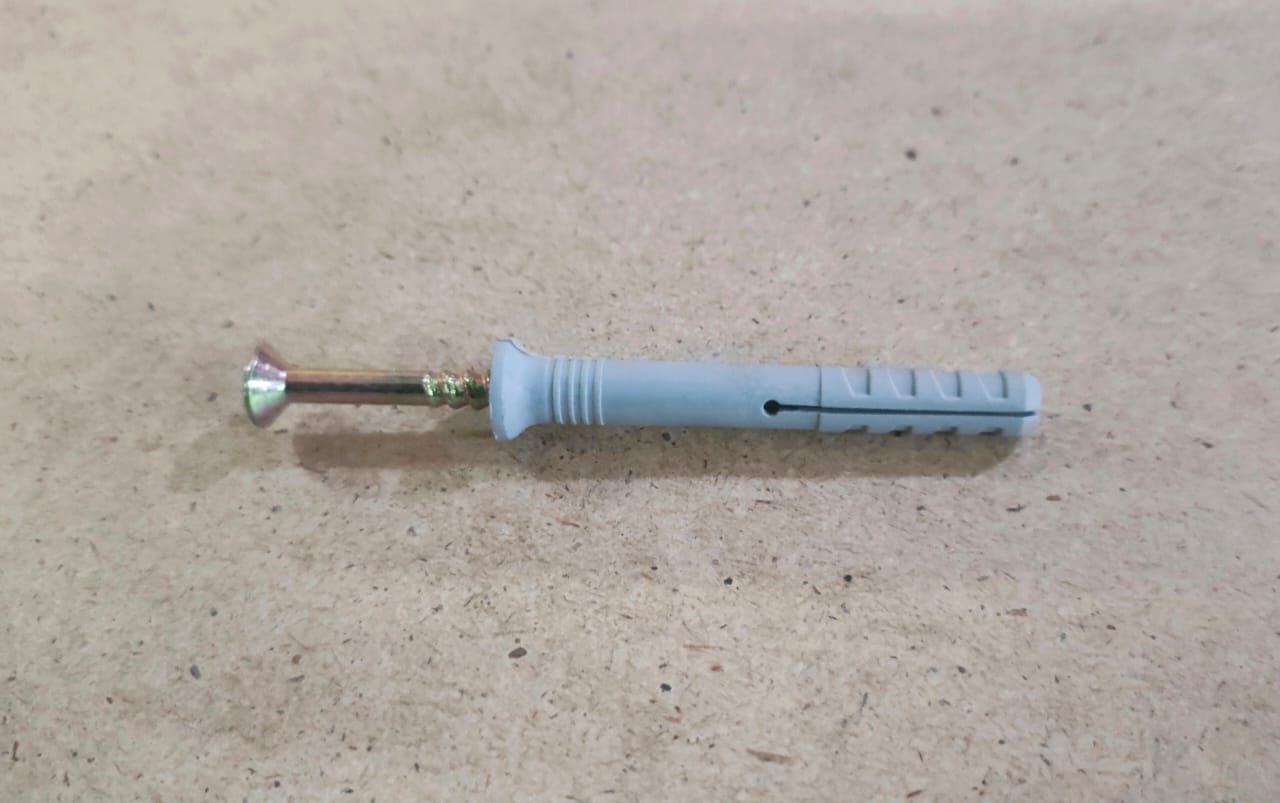 Дюбель с шурупом забивной KOELNER 8*60								