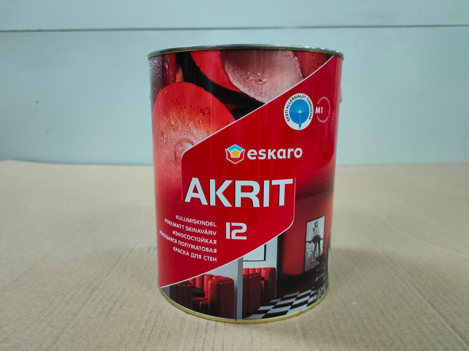 Износостойкая моющаяся полуматовая краска для стен Eskaro Akrit 12 (База А - белая) 2,85 л