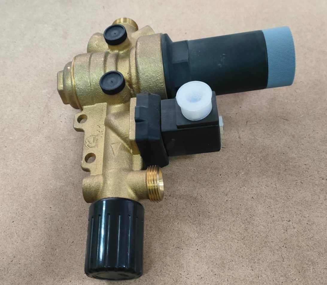 Блок арматурный латунный DK06FN-1/2 E PFT								