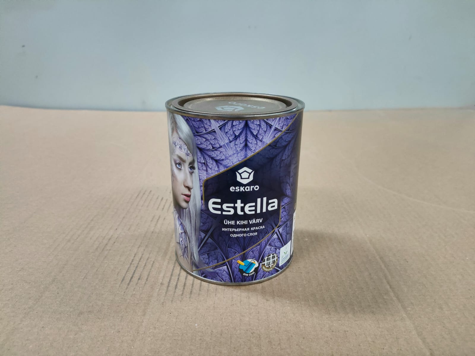 Интерьерная краска одного слоя Eskaro Estella (База А - белая) 0,9 л