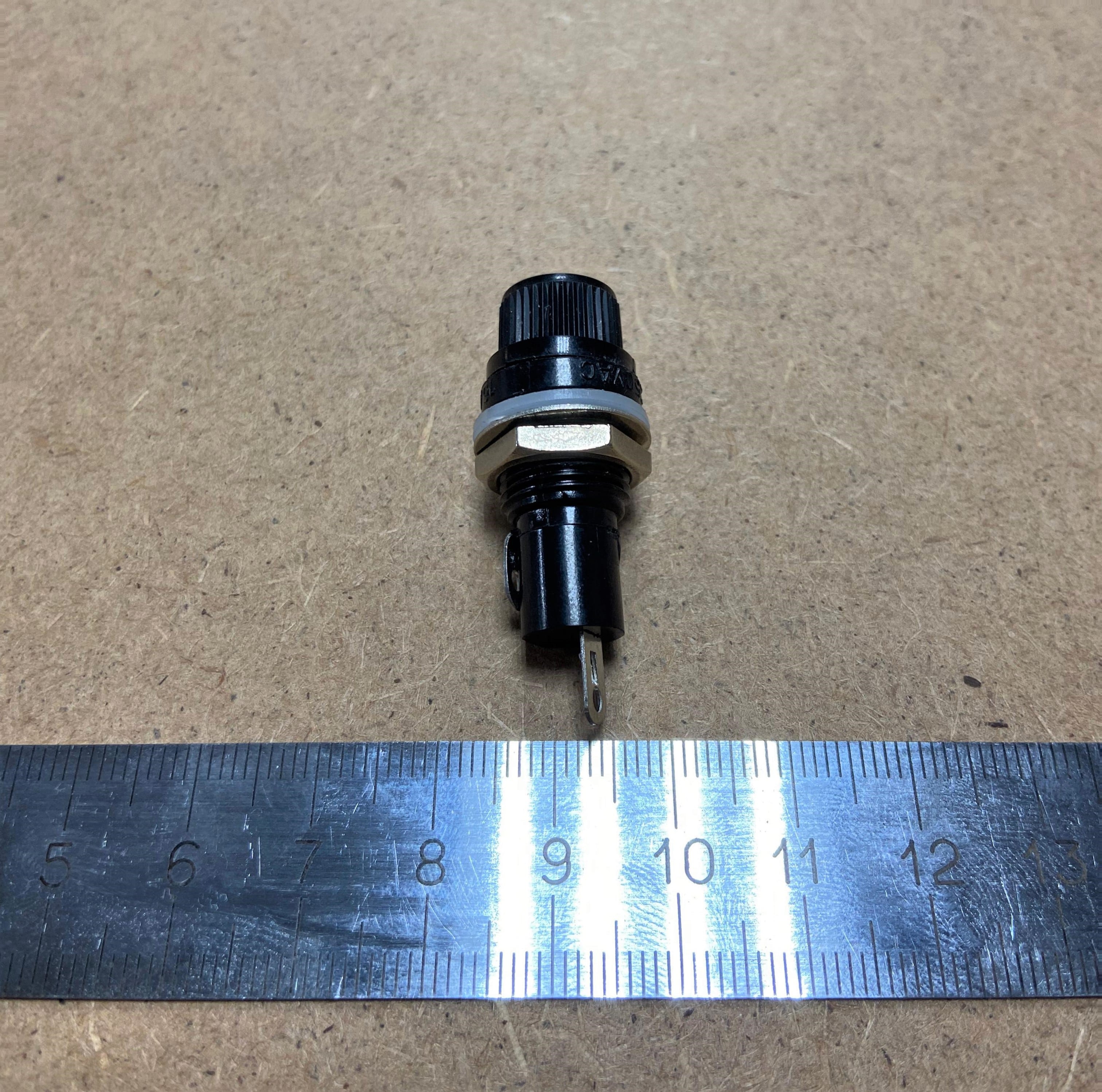 Корпус предохранителя для Saturn 28 (SS285003)								