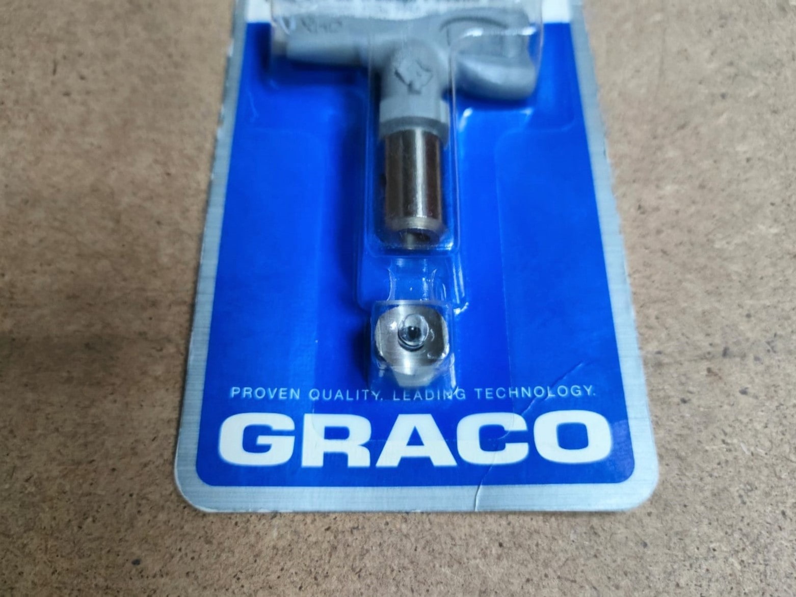 Сопло XHD 421 для безвоздушного краскопульта GRACO / Грако								