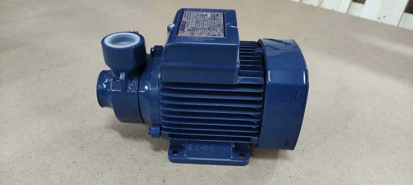 Водяной насос Pedrollo для штукатурной станции 220 - 380 V								