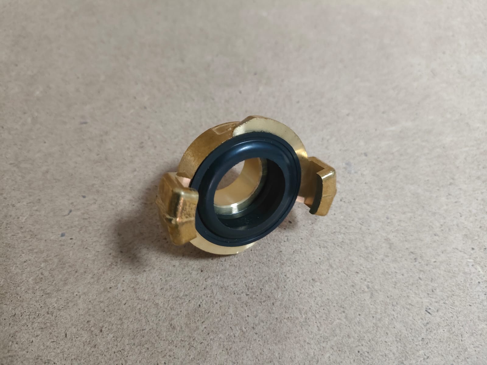 Быстросъемное соединение 3/4" наружняя резьба KLUGER MEISTER								