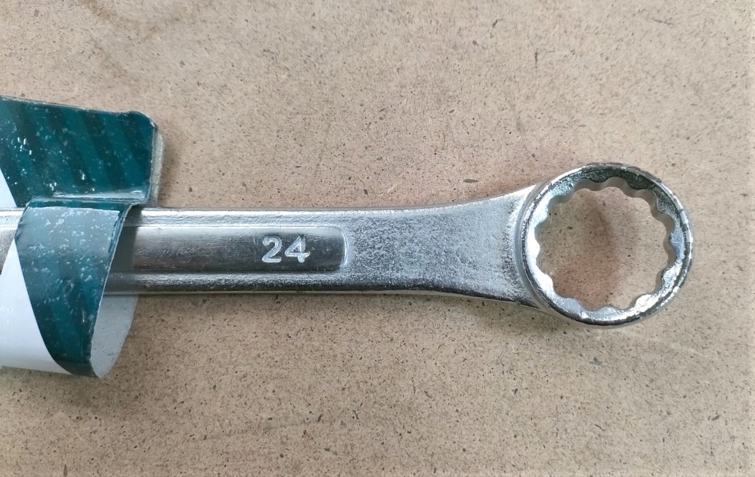 Ключ гаечный комбинированный усиленный 24мм (М16)