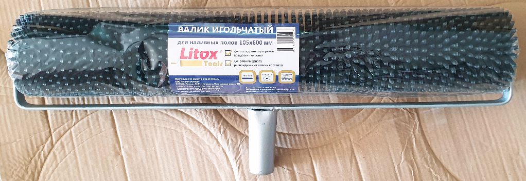 Валик игольчатый для наливного пола 105х600 мм, метал. ручка-скоба Litox tools								