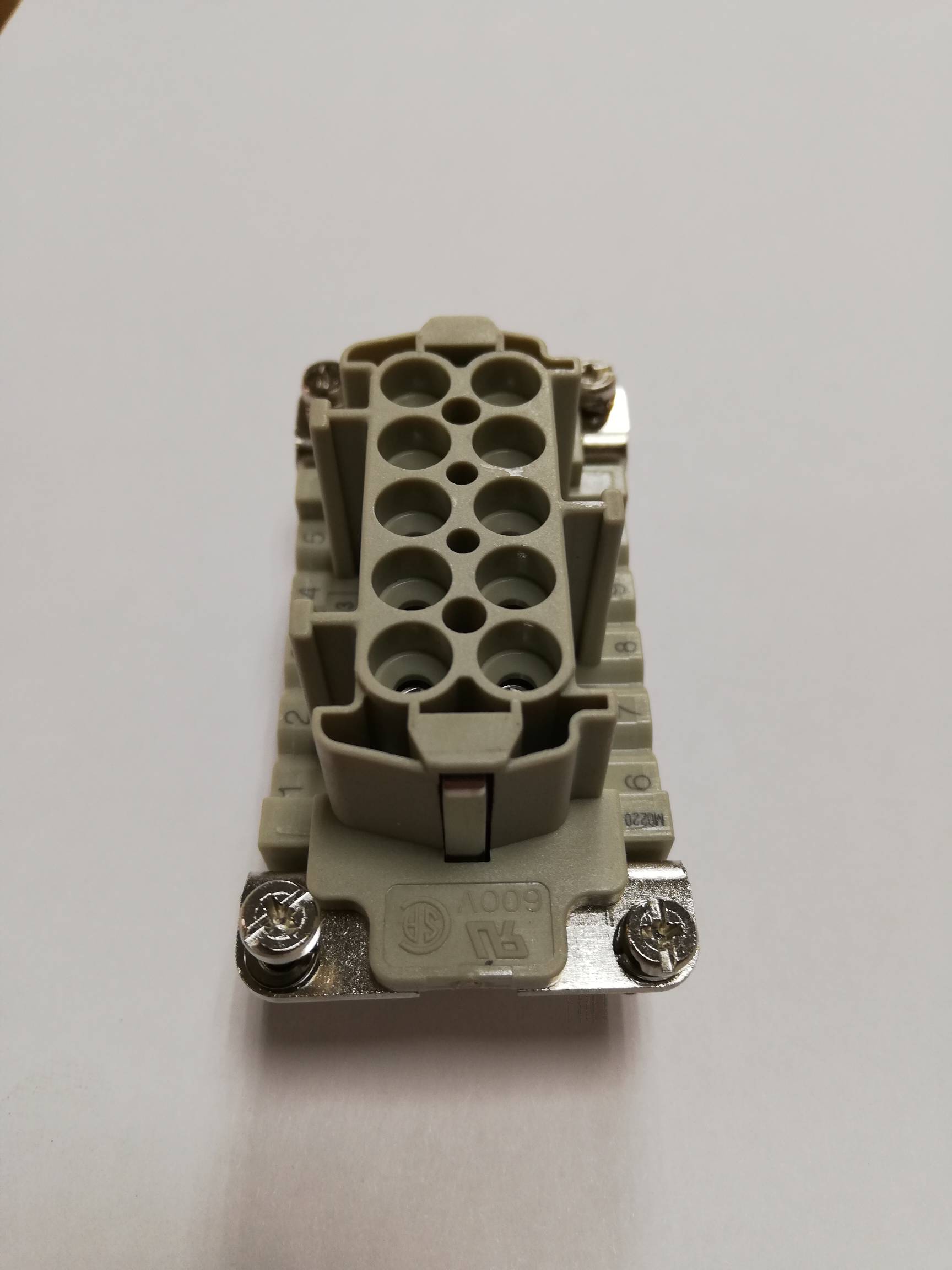 Клеммник М 10х10 А PFT								