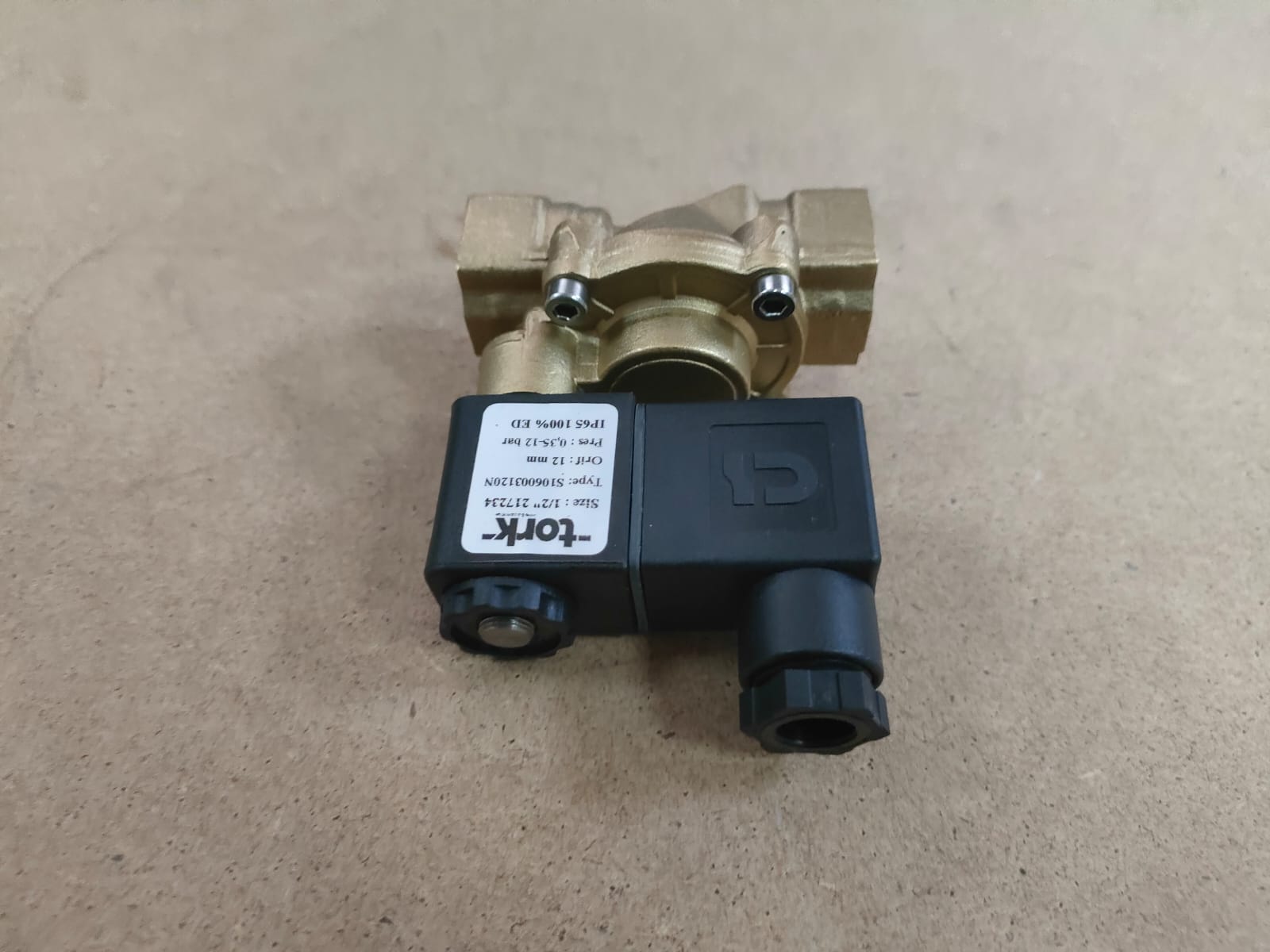 Вентиль магнитный 1/2" внутренняя резьба = 24В M-TEC								