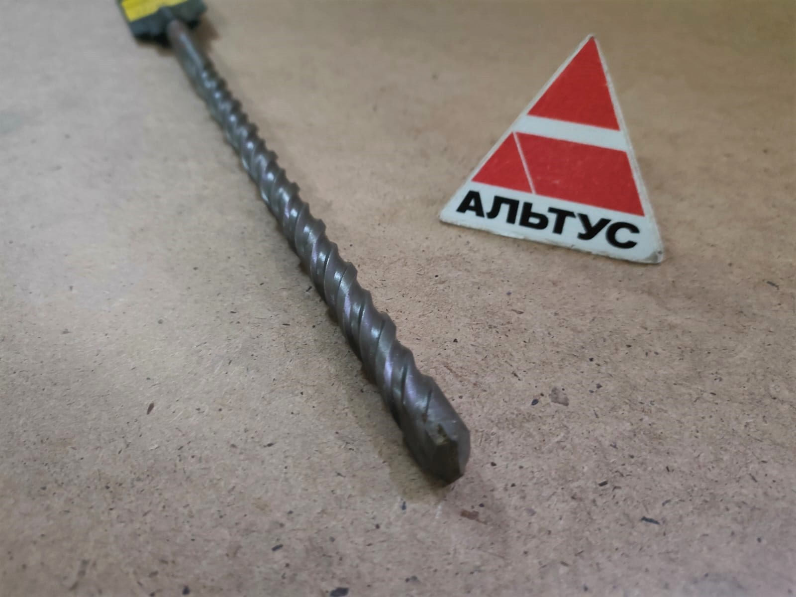 Бур по бетону 12х260 SDS+ (PROFF)								
