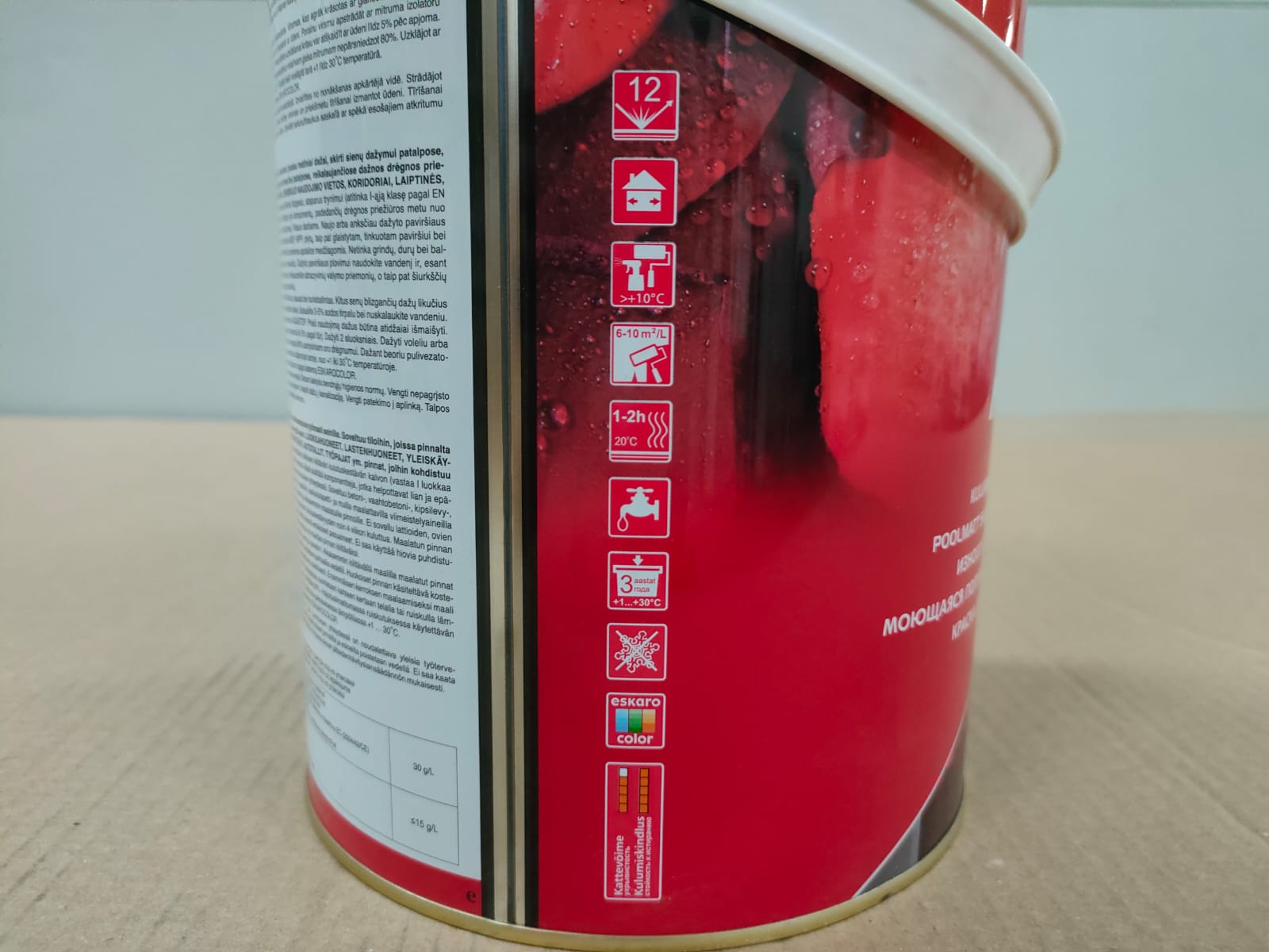 Износостойкая моющаяся полуматовая краска для стен Eskaro Akrit 12 (База А - белая) 2,85 л
