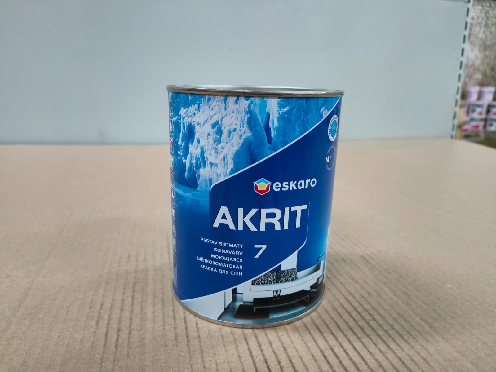 Моющаяся шелковоматовая краска для стен Eskaro Akrit 7 (База А - белая) 0,95 л								