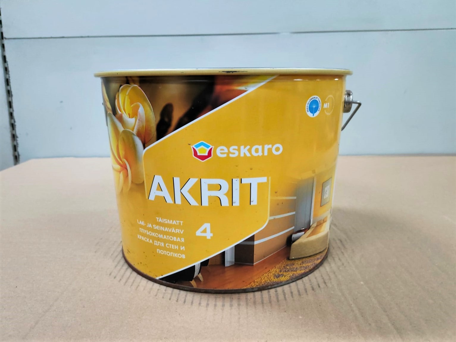 Глубокоматовая краска для стен и потолков Eskaro Akrit 4 (База А - белая) 9,5 л