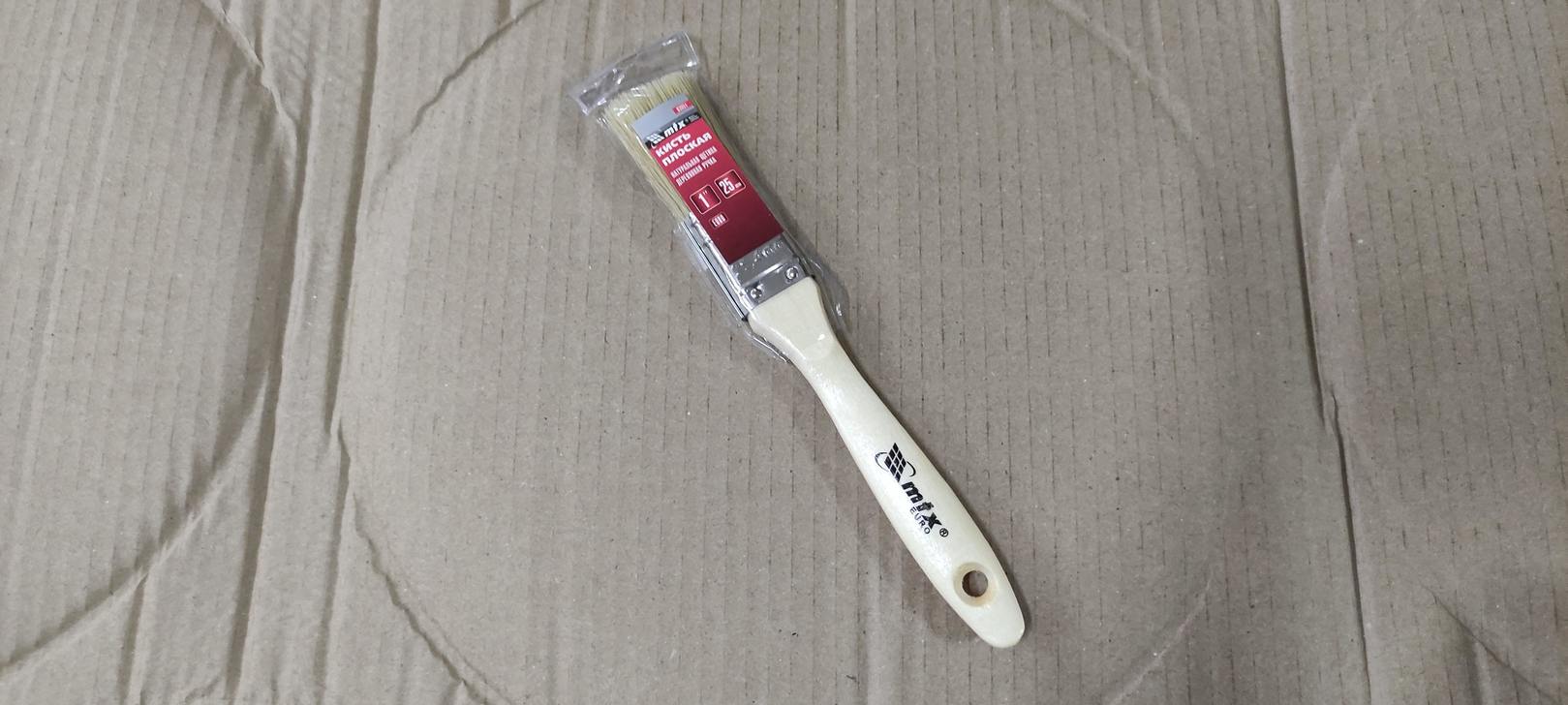 Кисть плоская Евро 1 25 мм натуральная щетина деревянная ручка MATRIX								