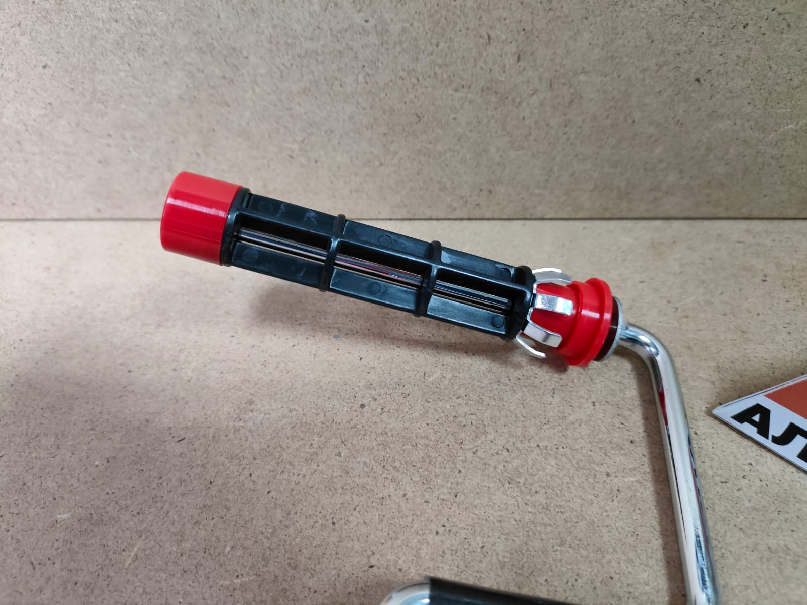 Ручка для мини валика Roller Бюгель, ширина 100 мм BlueDolphin (48-271)								